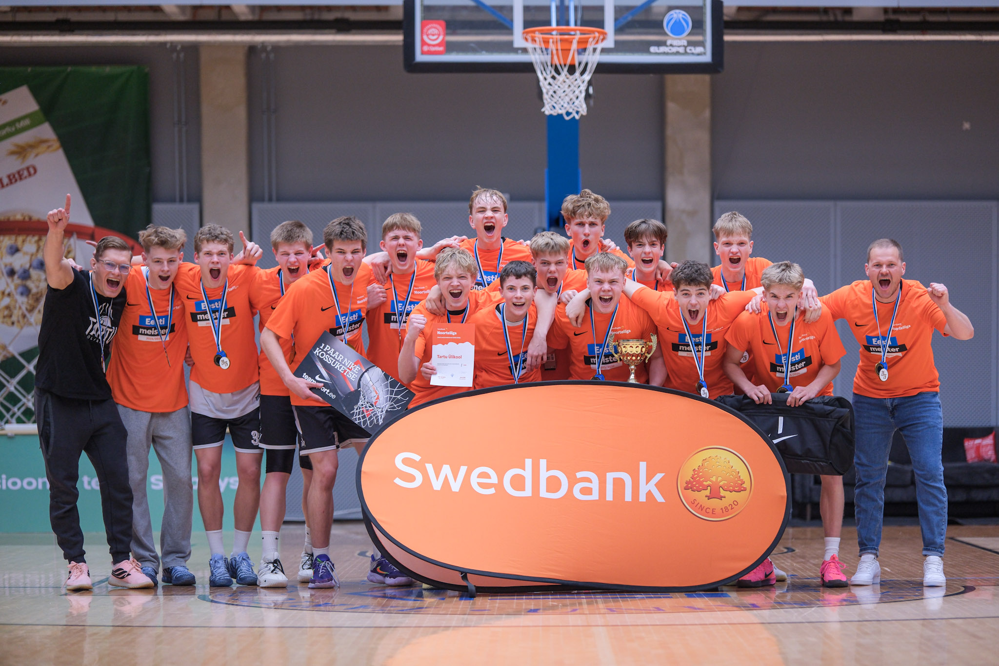 Tartu Ülikooli U16 vanuseklassi meeskond võitis Swedbank Noorteliiga Eesti meistritiitli